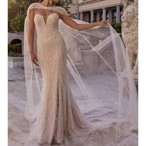 NEW CASABLANCA dorothy cape in nude/silver